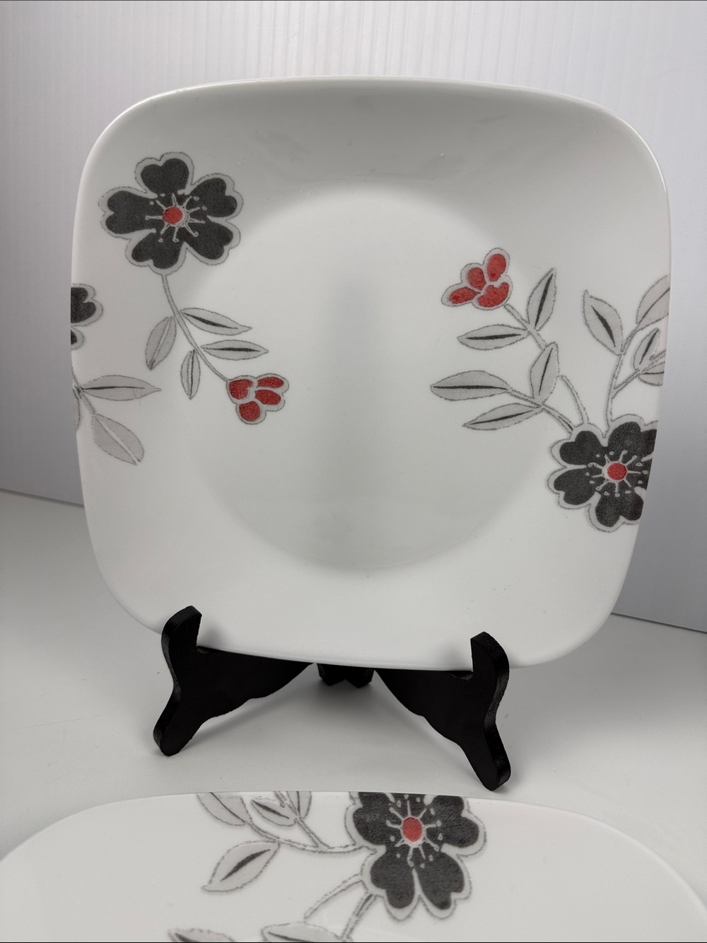Mandarin Flowers Corelle White Square Dinner Plate with Black Floral and Red Ac